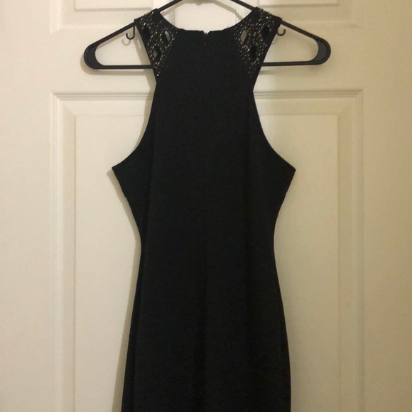 Dress - Picture 5 of 7